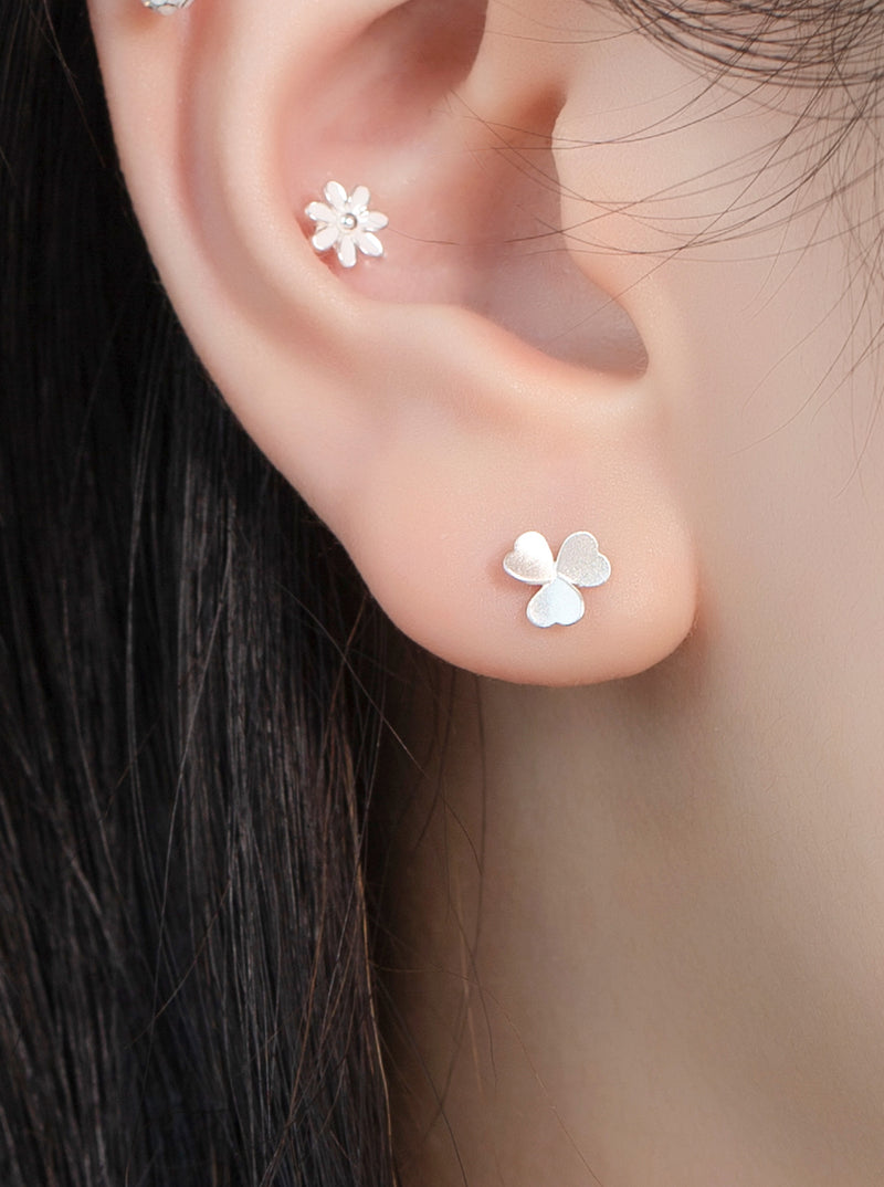 TRIPLE FLOWER PIERCING