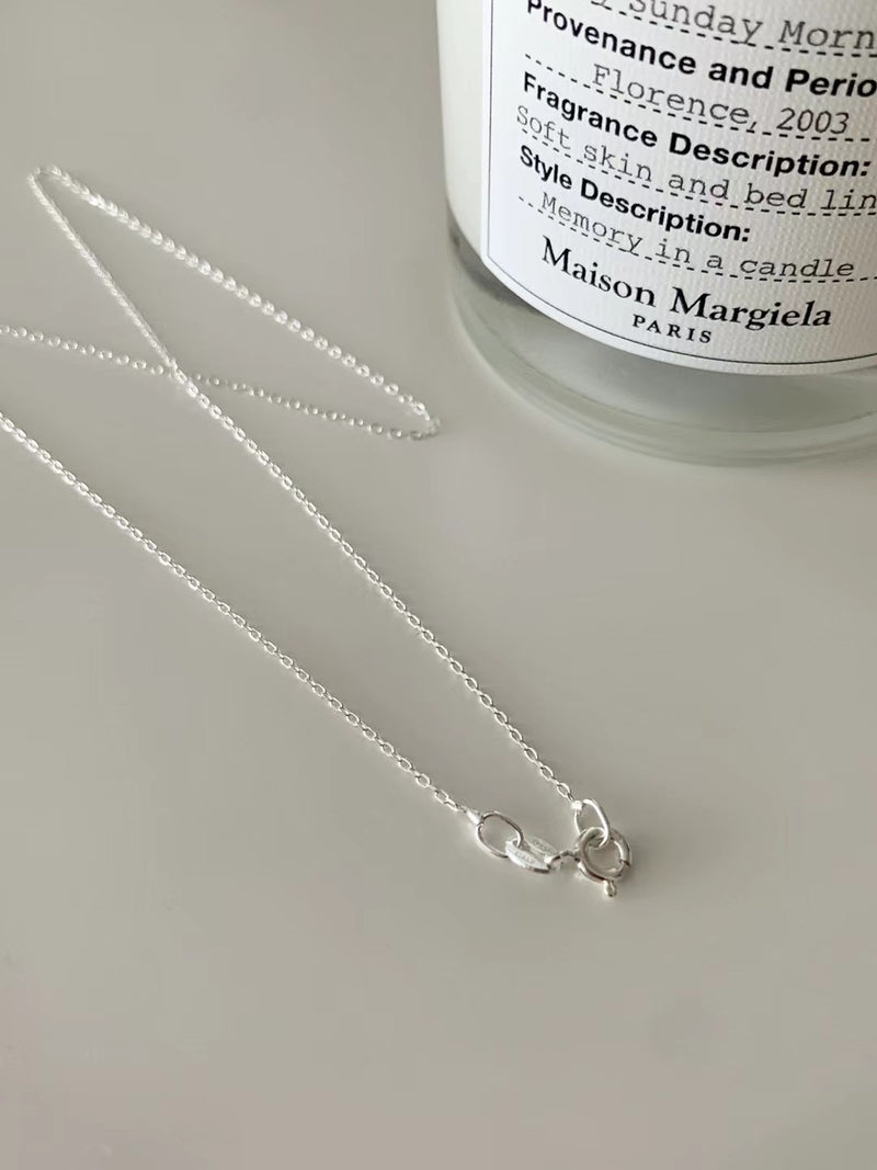 BASIC CHAIN NECKLACE