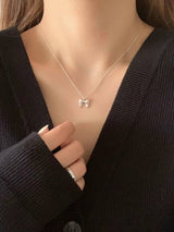 KITCHY RIBBON NECKLACE