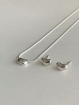 CHIC POD EARRINGS