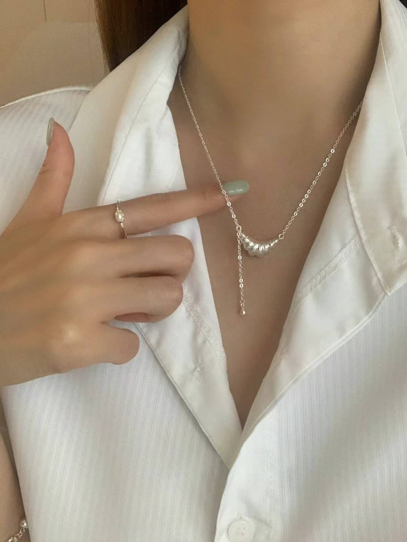 CRUSHENT NECKLACE