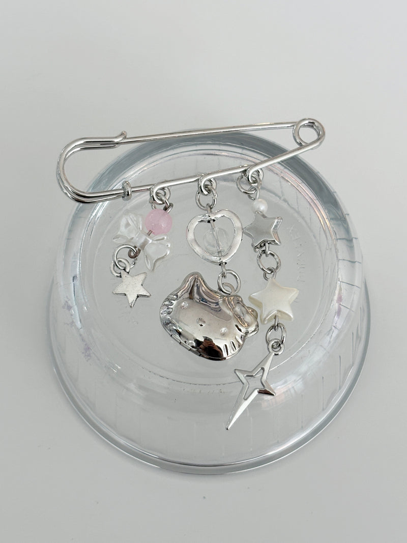 KITTY STAR PIN