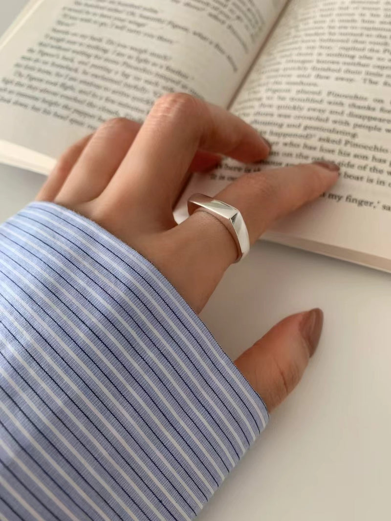 STEEL SQUARE RING