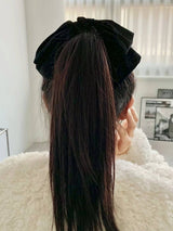 VELVET PEARL RIBBON PIN