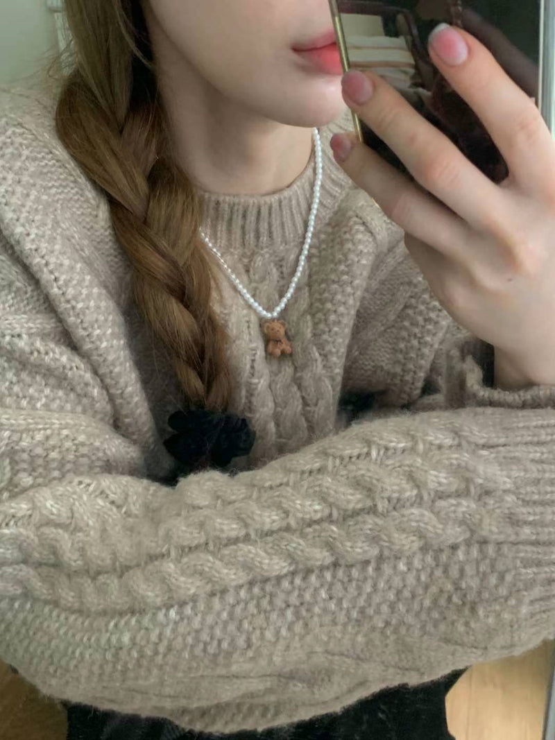 VELVET BEAR PEARL NECKLACE