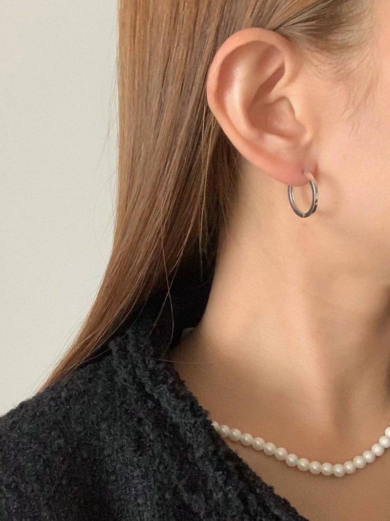 FLAT ONE TOUCH EARRINGS