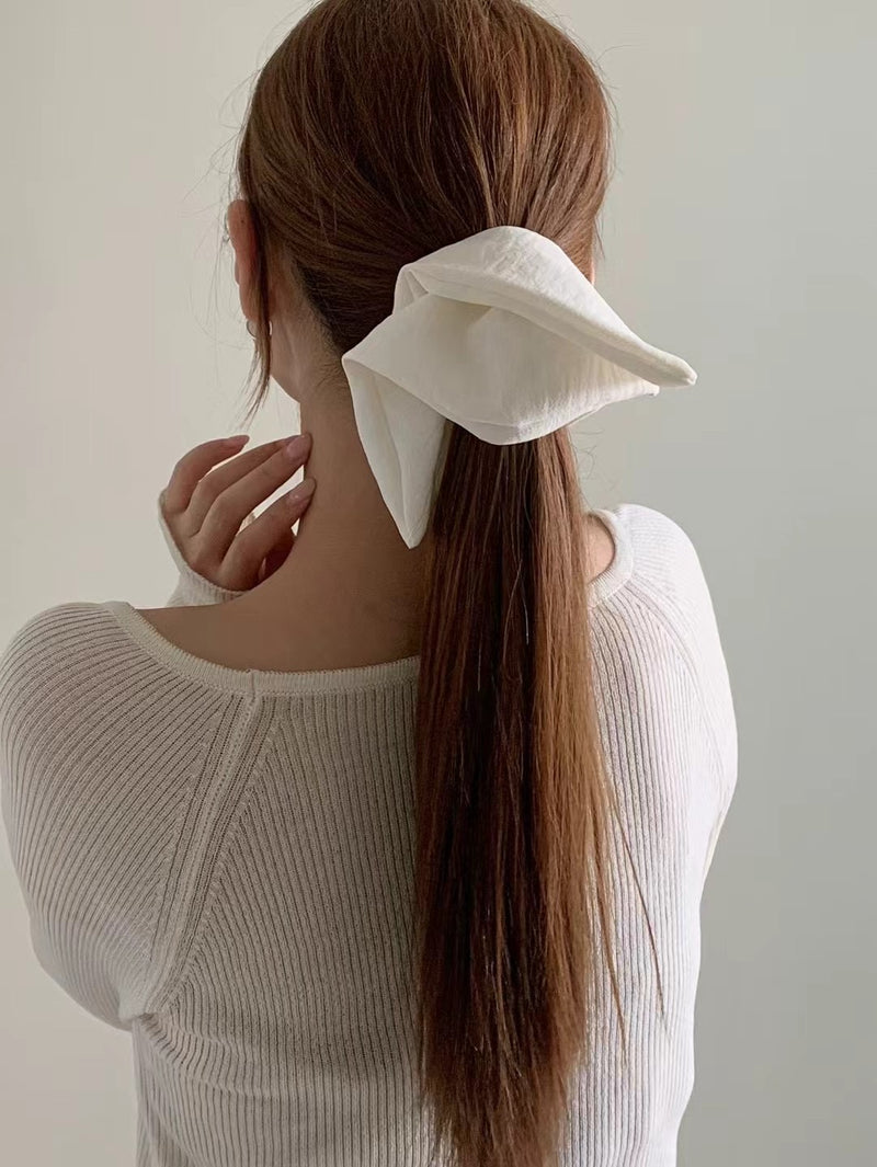 SQUARE CLOUD SCRUNCHIE