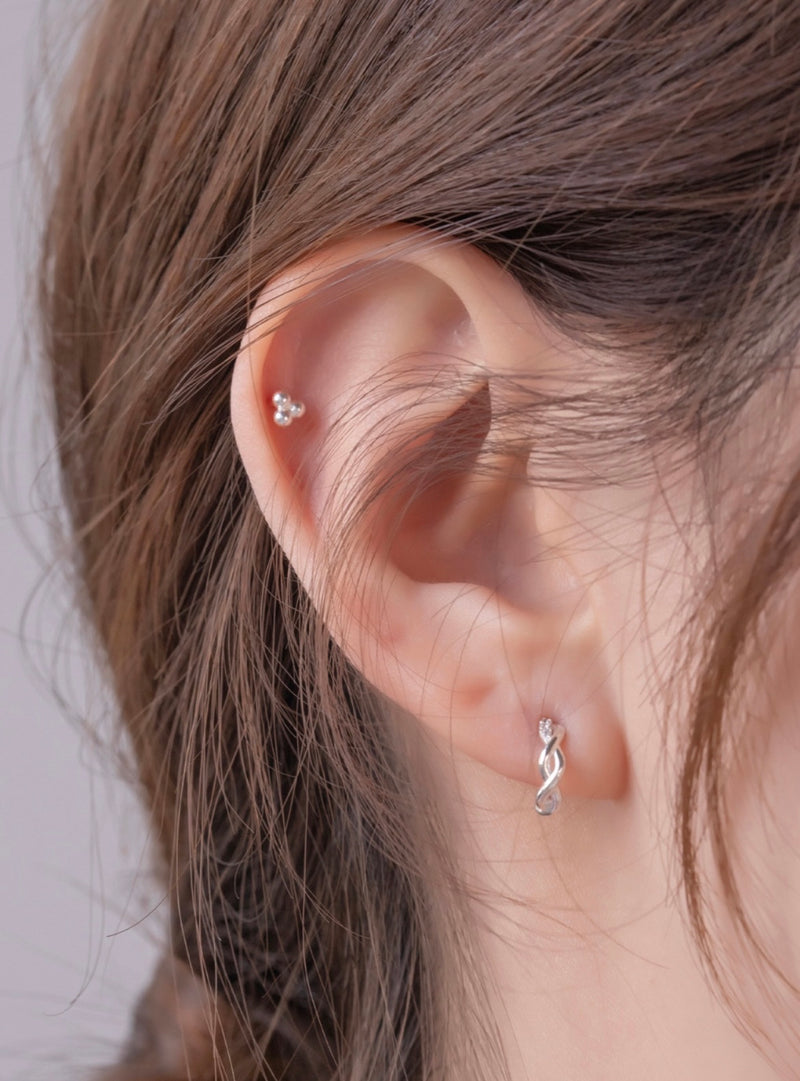 PETITE BUBBLE BARBELL PIERCING
