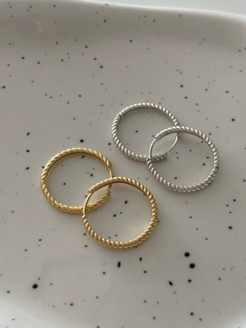 TWIST RING EARRINGS