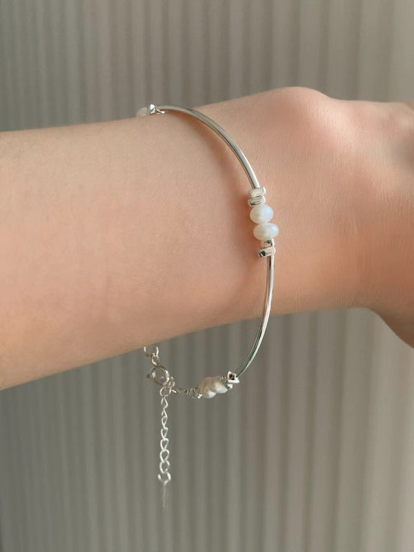 DEW PEARL BANGLE