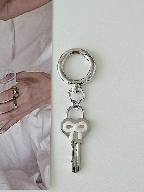 RIBBON KEY RING