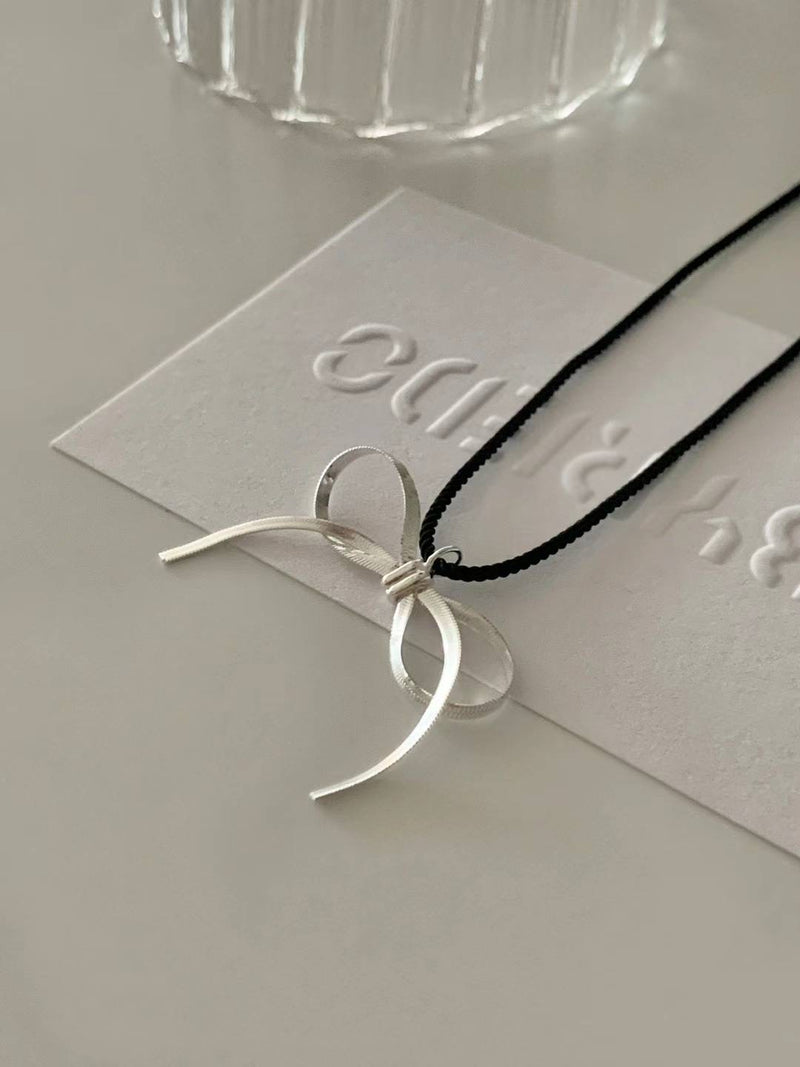 SHINE RIBBON NECKLACE