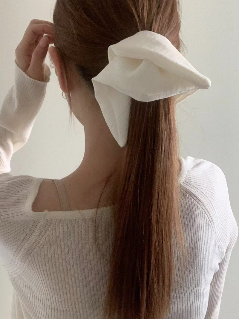 SQUARE CLOUD SCRUNCHIE