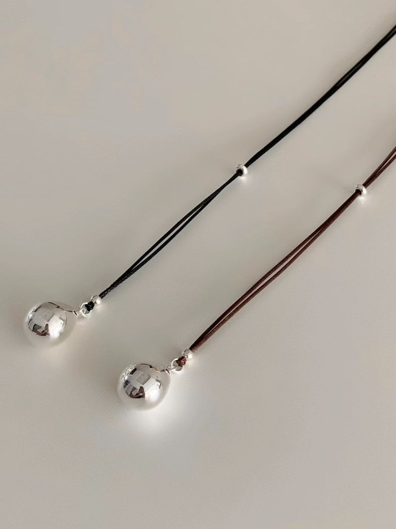 BOLD DROP LEATHER NECKLACE