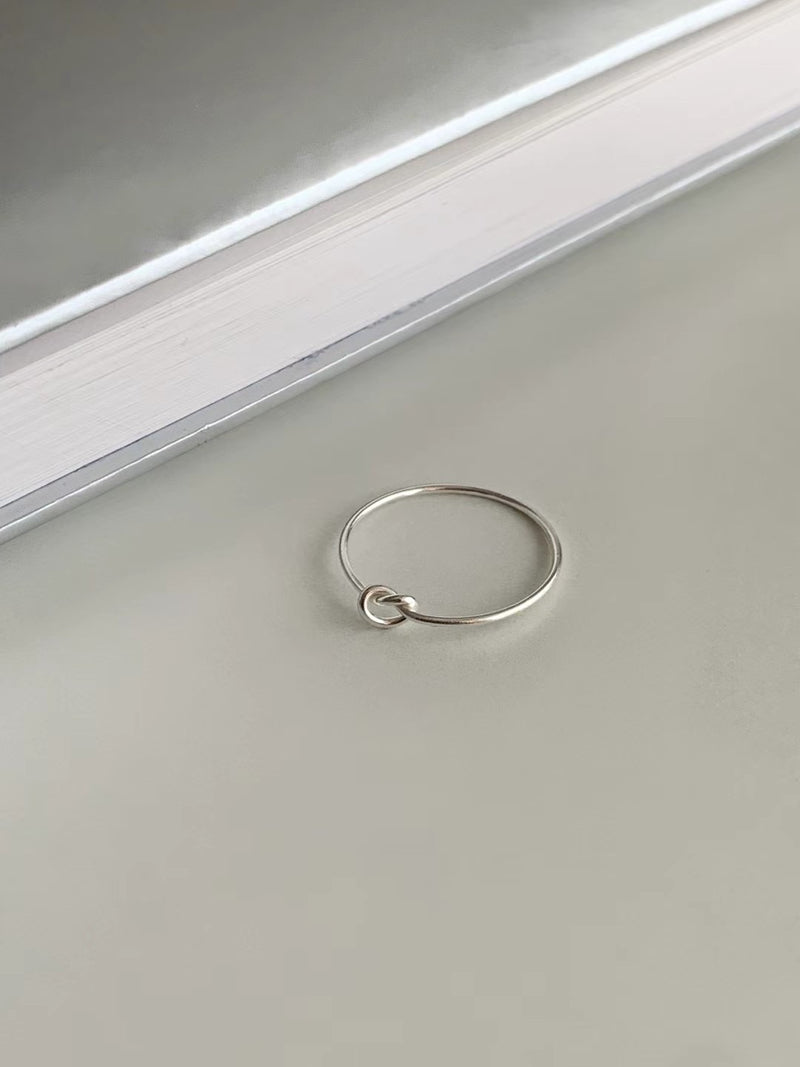 SLIM HEART RING