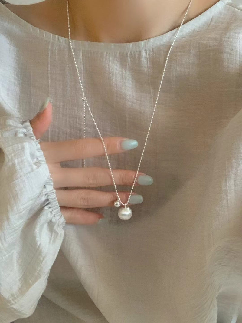 VELVET ORB NECKLACE