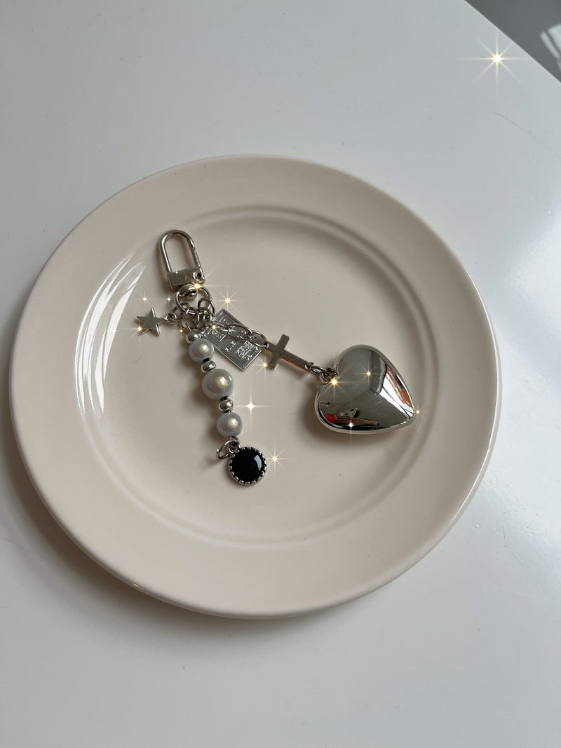 SILVER BIG HEART KEY CHAIN