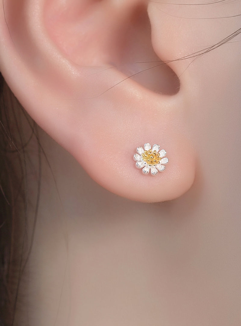 DANDELION BARBELL PIERCING