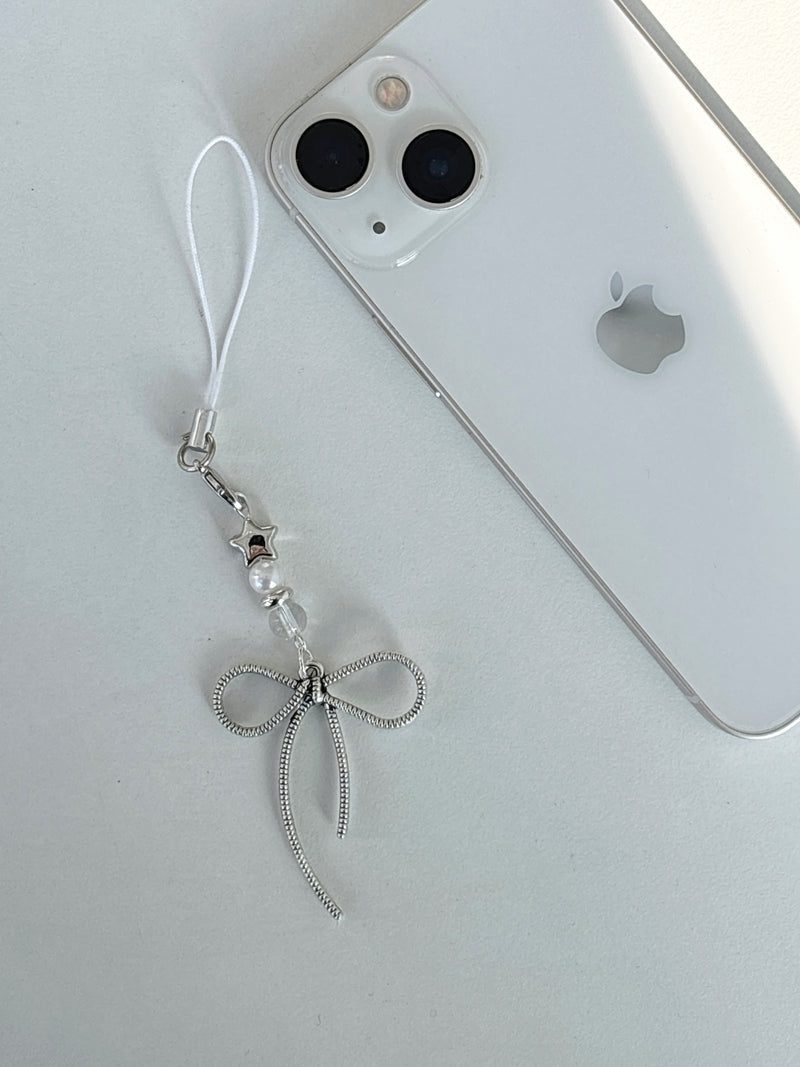 METALLIC RIBBON KEY CHAIN