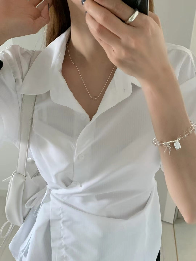 CLEAR BLOOM NECKLACE