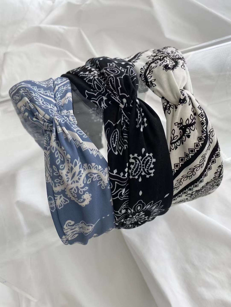 PAISLEY BANDANA HAIRBAND [White]