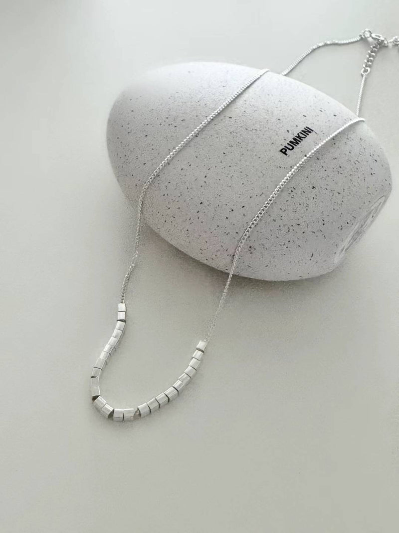 SILVER GRID NECKLACE