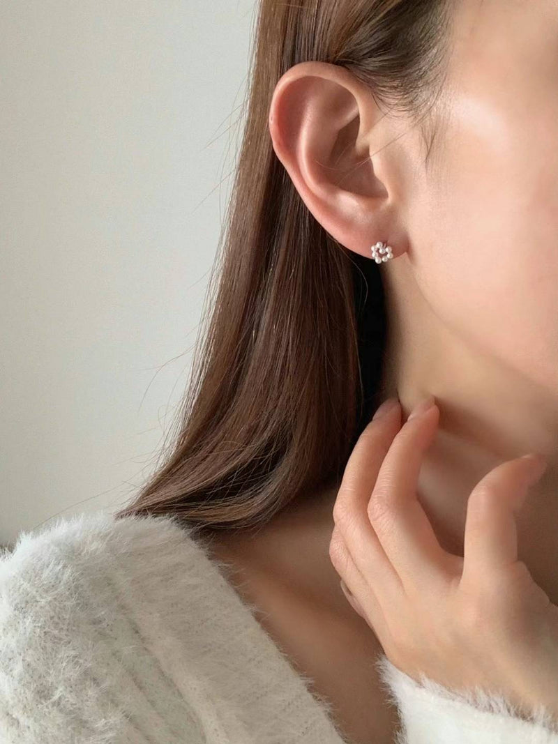 ONE TOUCH PEARL EARRINGS