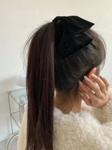 VELVET PEARL RIBBON PIN