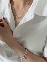 CLEAR BLOOM NECKLACE