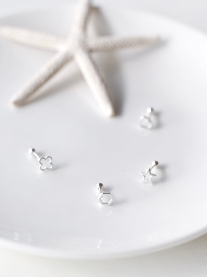 LINE FIGURE BARBELL PIERCING