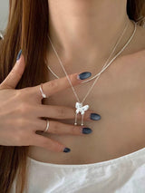 FLUTTERLINE NECKLACE