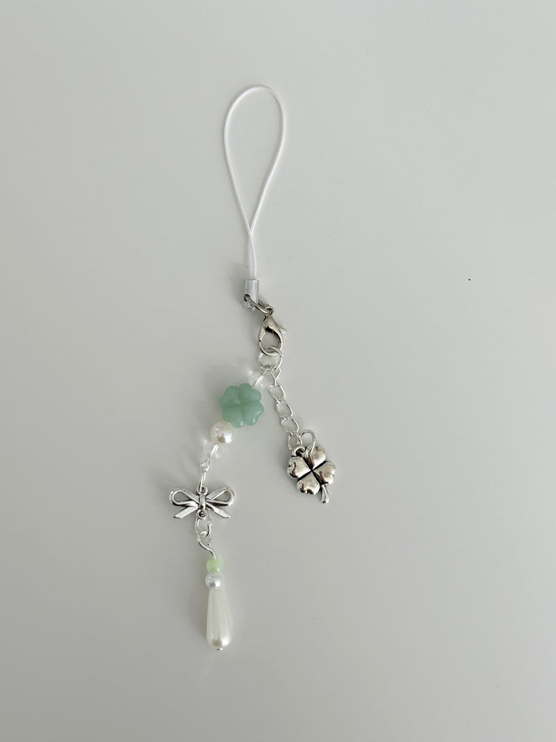 GREEN SILVER CLOVER KEY CHAIN