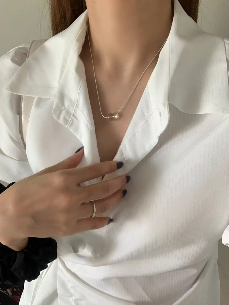 CLEAR BLOOM NECKLACE