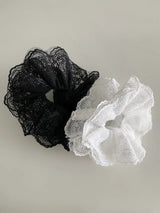 LACE FLUTTER HAIR SCRUNCH
