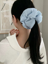 PLEATED CLOUD SCRUNCHIE