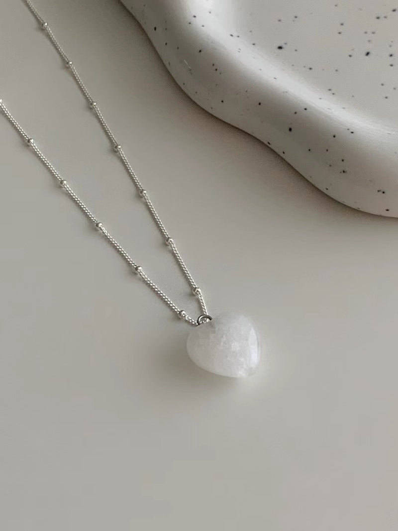 STONE OF HEART NECKLACE