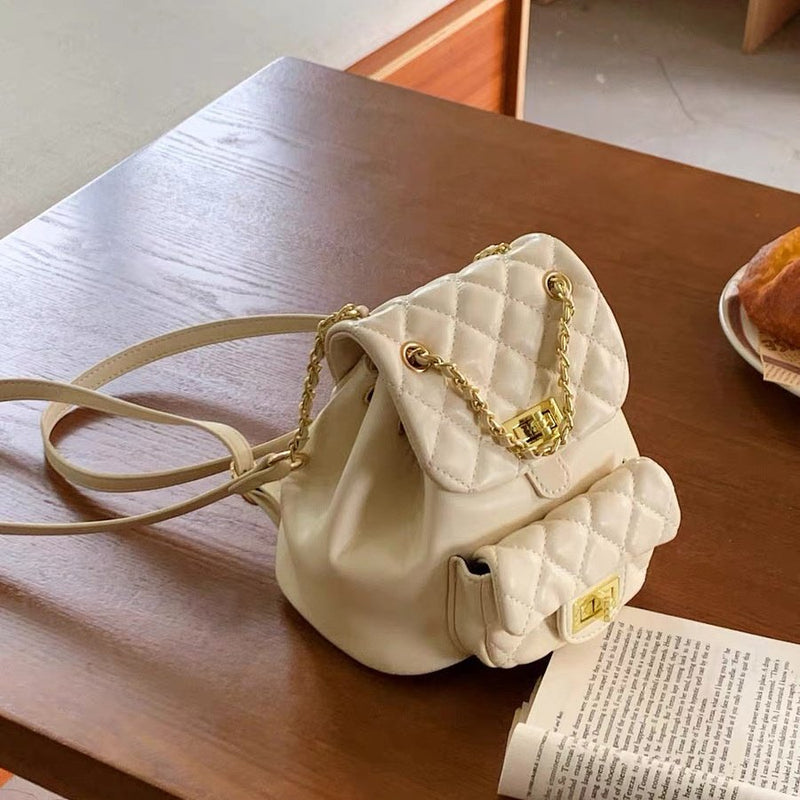 QUILTING CHAIN BACKPACK