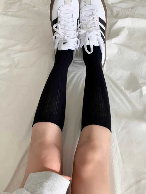 SHEER STRETCH KNEE SOCKS