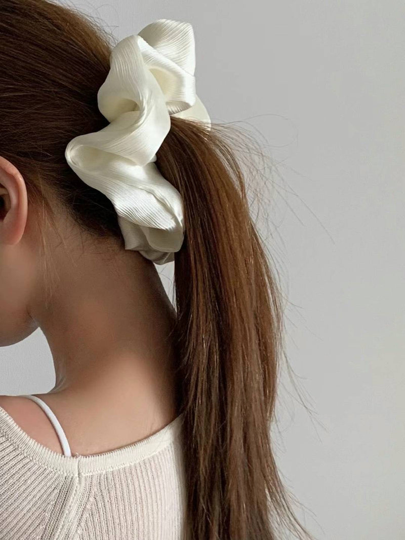 SATIN WRINKLE HAIR SCRUNCH