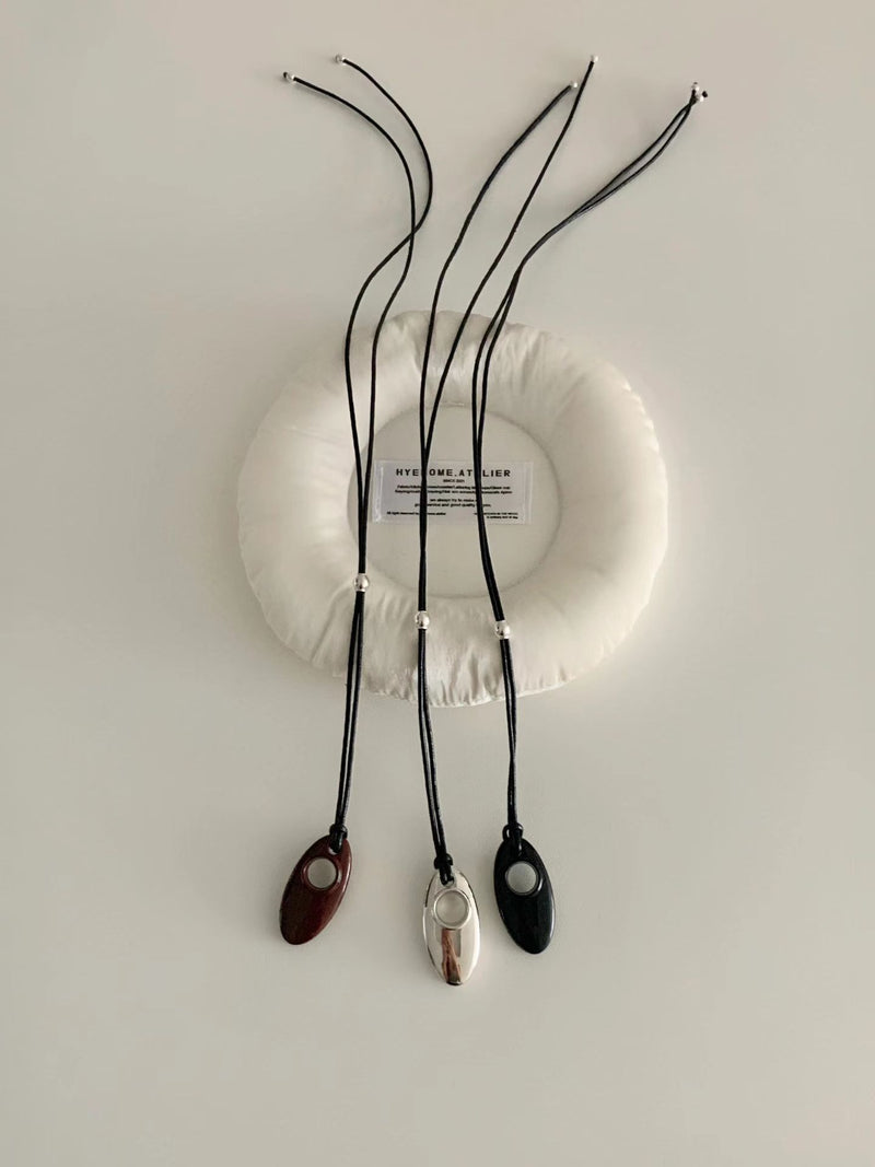 HOLLOW STONE LONG NECKLACE