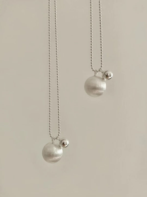 VELVET ORB NECKLACE