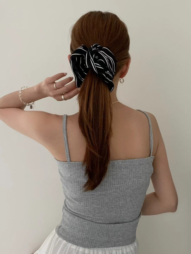 SWEET STRIPE HAIR SCRUNCH