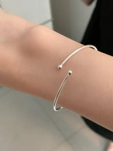 ESSENTIAL BANGLE