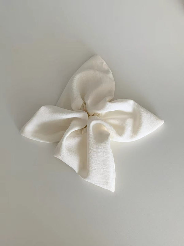 SQUARE CLOUD SCRUNCHIE