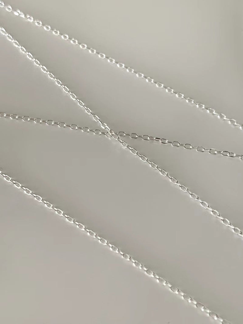 BASIC CHAIN NECKLACE