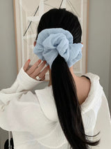 PLEATED CLOUD SCRUNCHIE