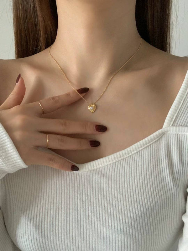 LOEN PEARL NECKLACE