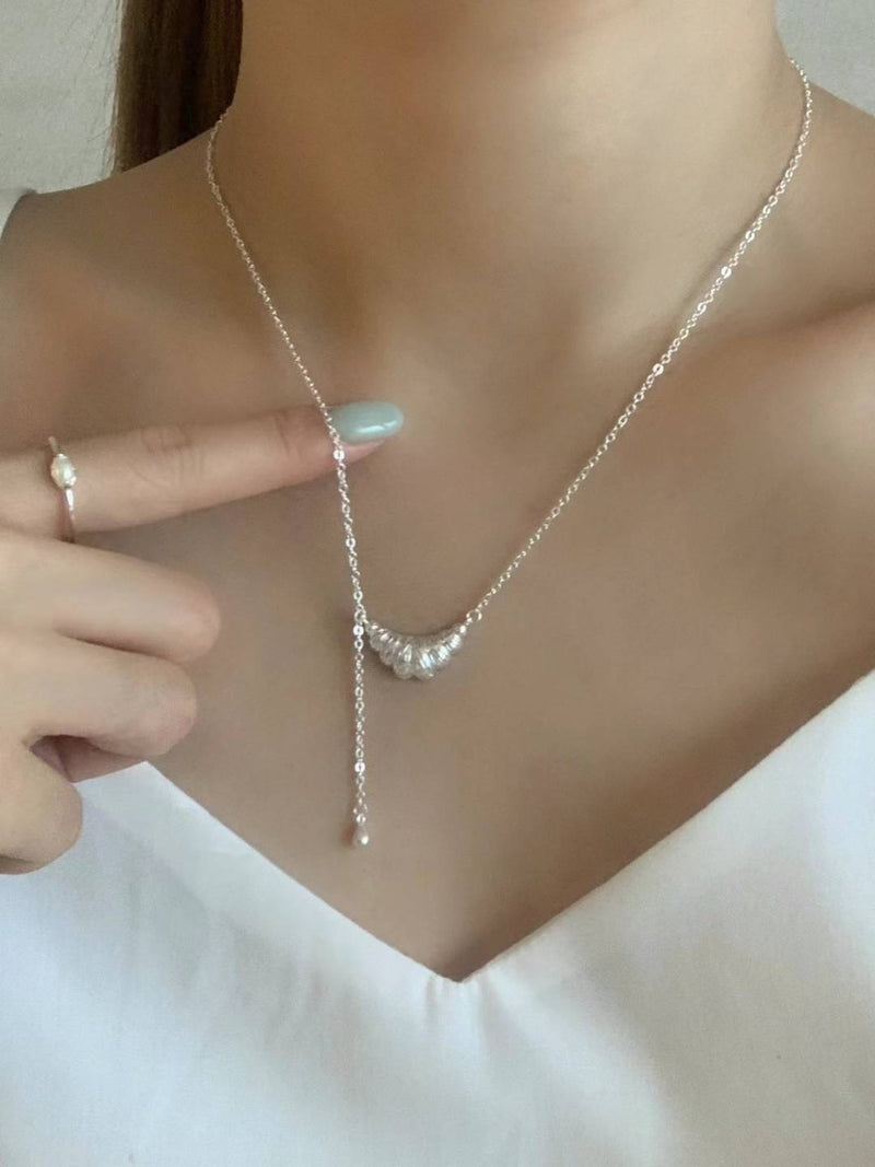 CRUSHENT NECKLACE