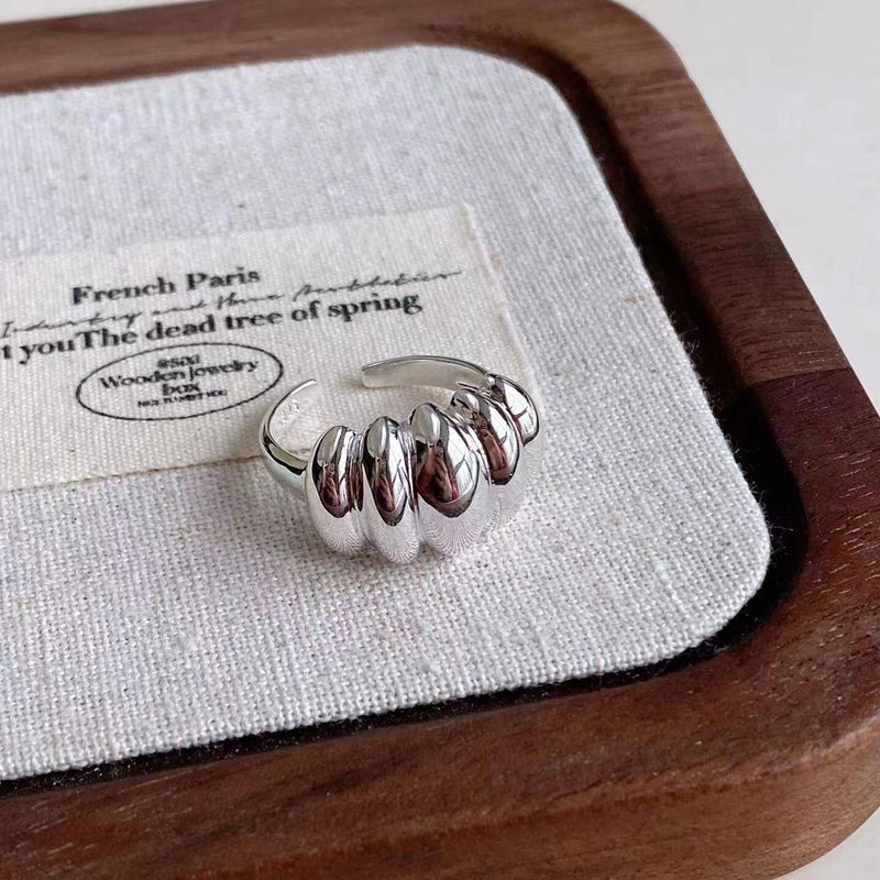 PUMPKIN CURVE RING
