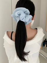 PLEATED CLOUD SCRUNCHIE